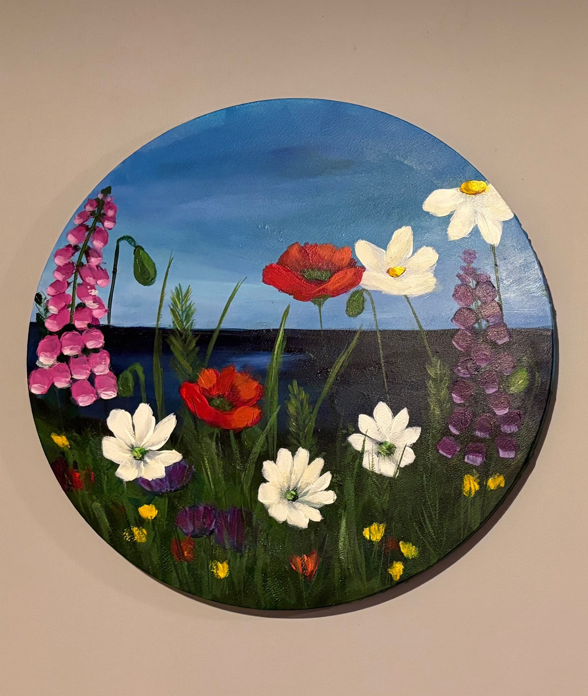 A Warm Embrace - Round Original Painting